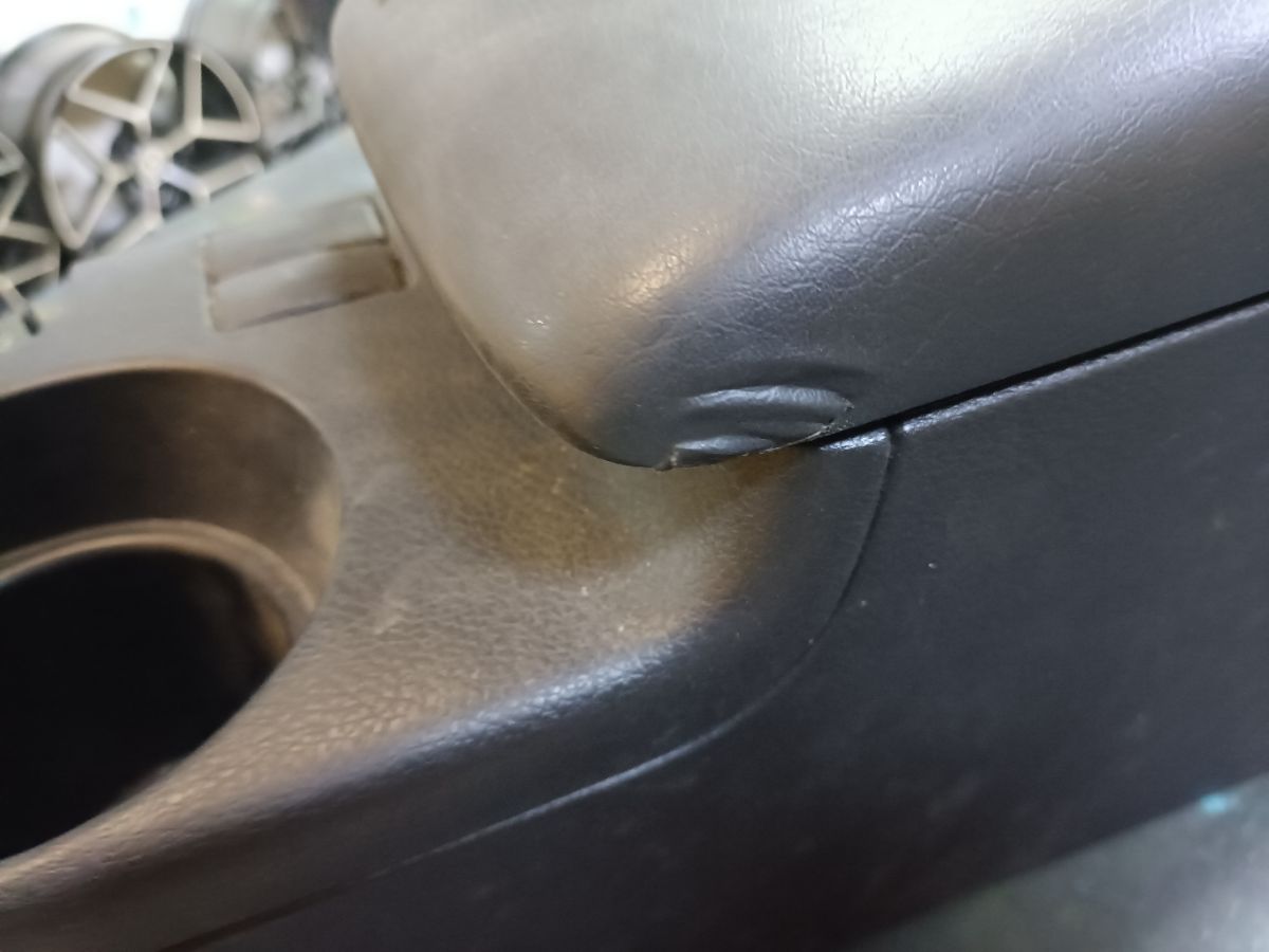 Бардачок на Subaru Impreza Wagon GH7 Фото 10