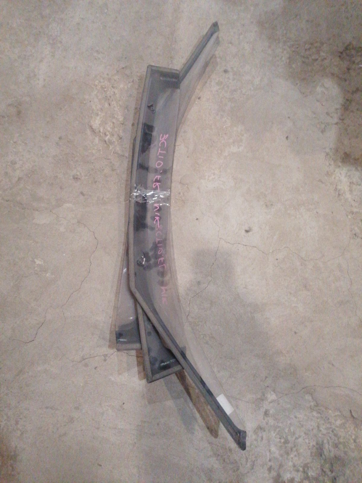 Ветровик на Toyota Opa ZCT10 Фото 4