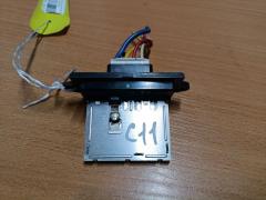 Регулятор скорости мотора отопителя на Nissan Tiida C11 HR15DE Фото 3