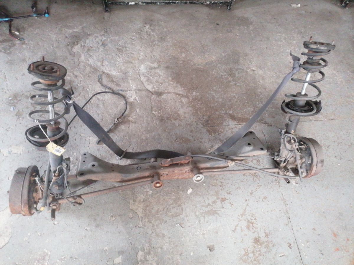 Балка подвески на Toyota Corolla EE111 4E-FE Фото 1