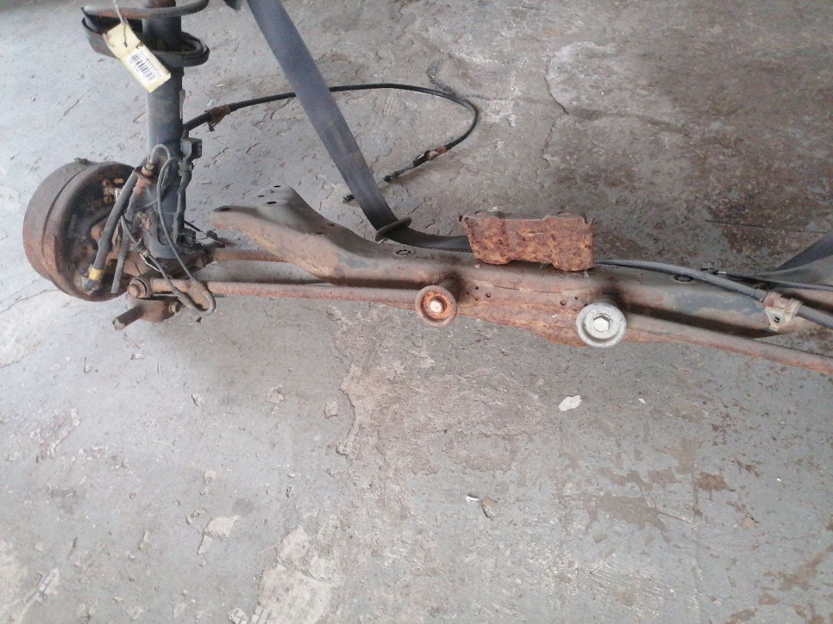 Балка подвески на Toyota Corolla EE111 4E-FE Фото 5