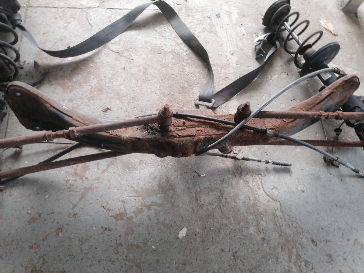 Балка подвески на Toyota Corolla EE111 4E-FE Фото 10