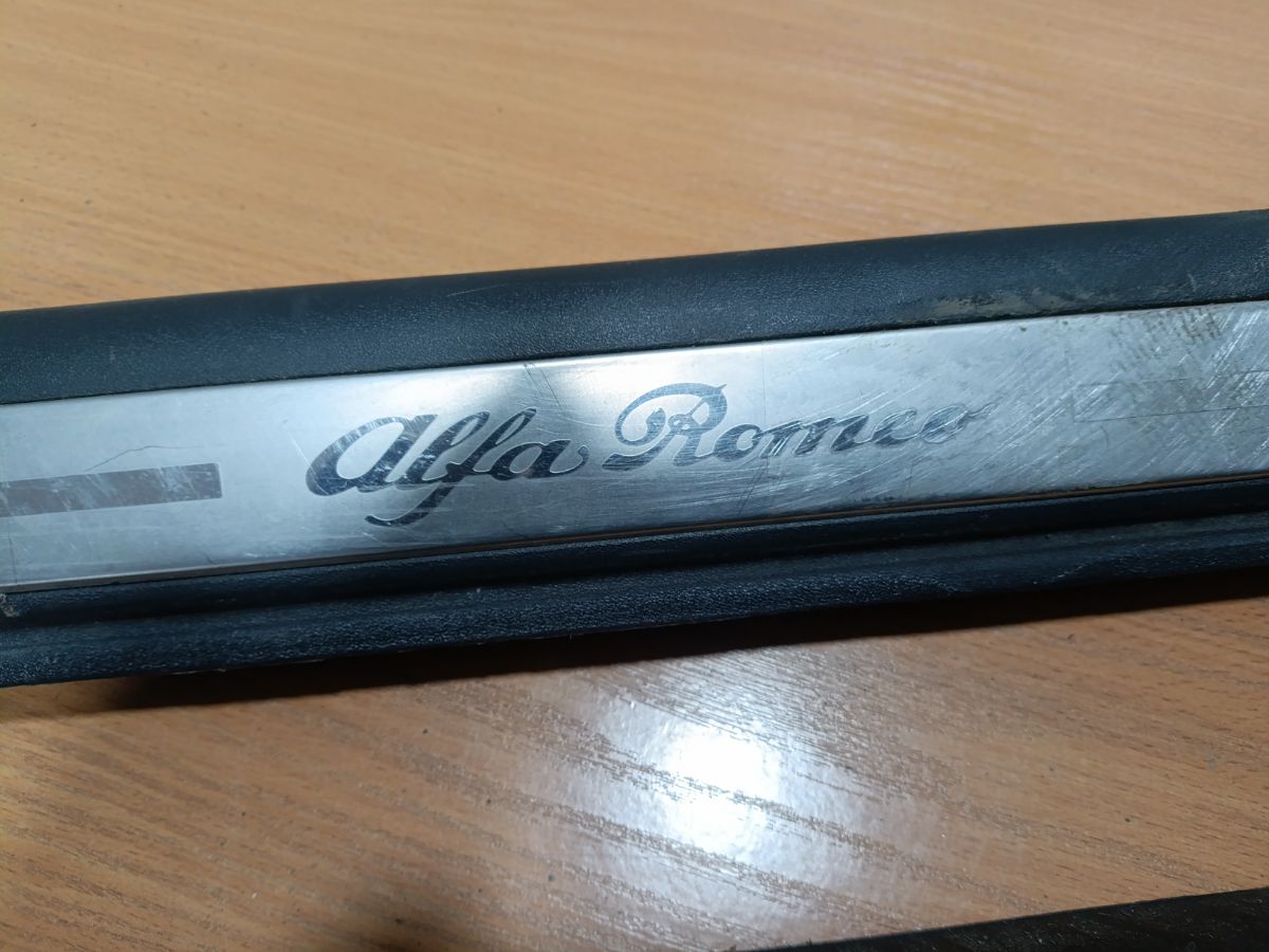 Накладка на порог салона на Alfa Romeo Gt 937 Фото 5