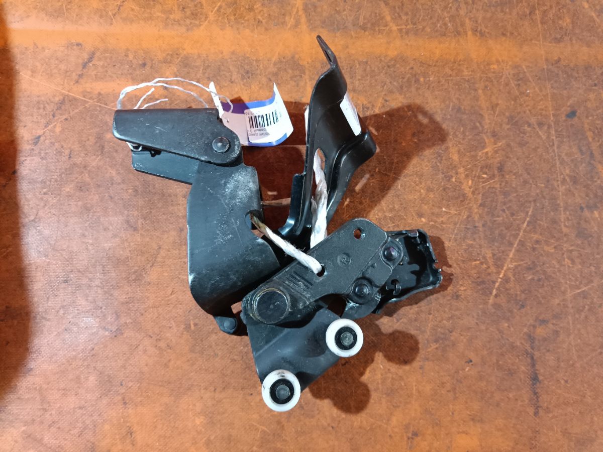 сдвижная дверь honda. замок крышки багажника пассат б6. Honda 72543-slj-003. трос открытия сдвижной двери хонда. сдвижная дверь honda.