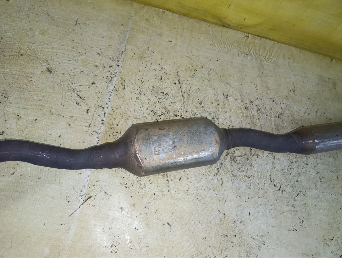 Глушитель на Mitsubishi Outlander CW5W 4B12 Фото 21