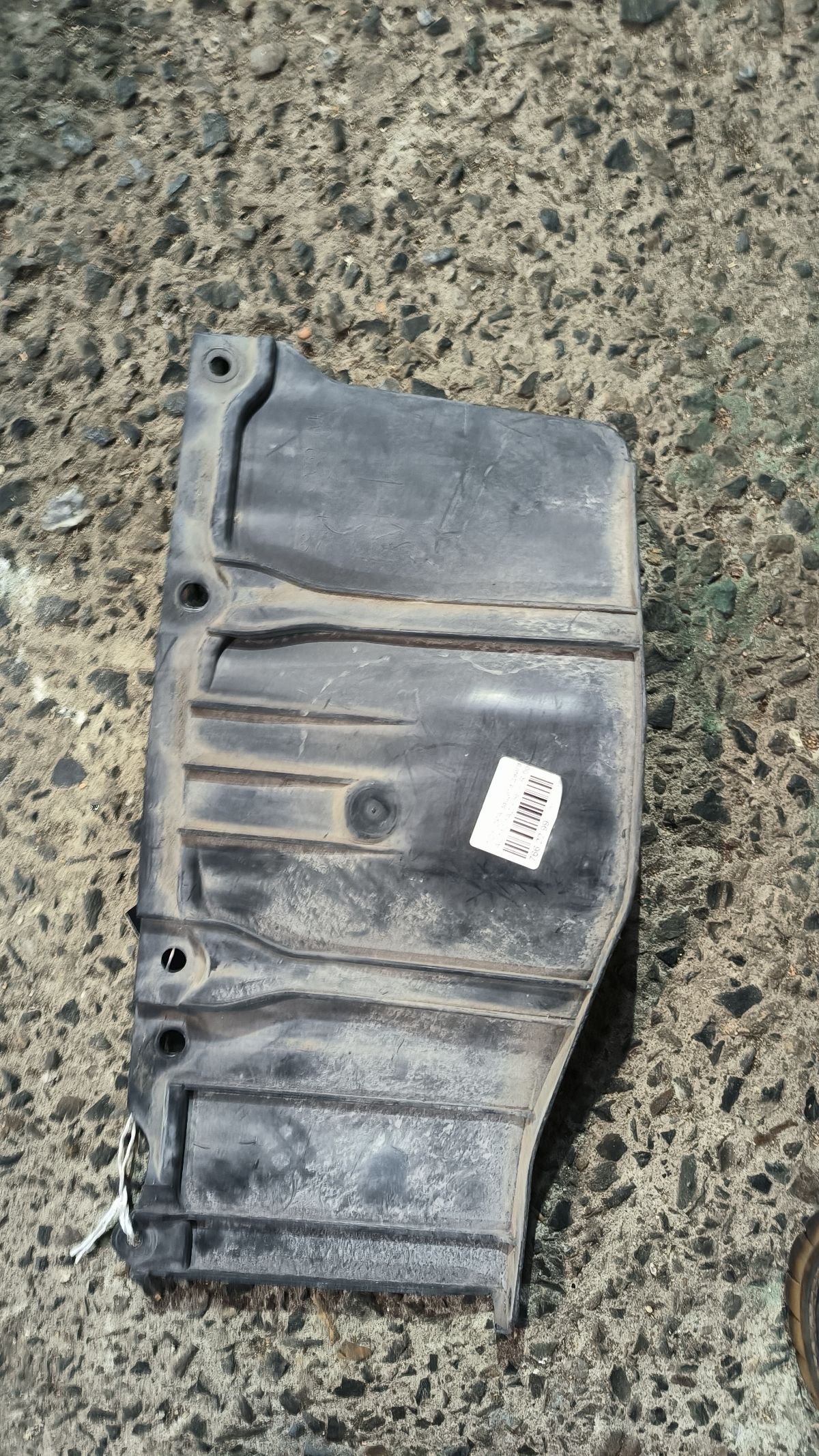 Защита двигателя 53736-32060 на Toyota Opa ACT10 1AZ-FSE Фото 2