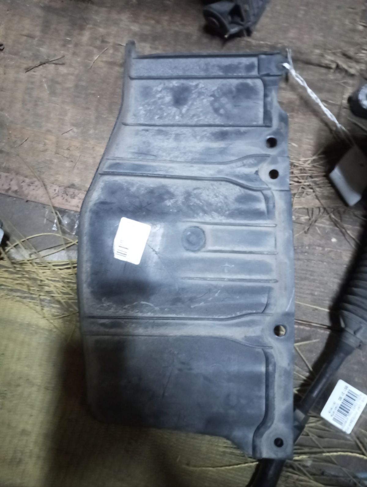 Защита двигателя 53736-32060 на Toyota Opa ACT10 1AZ-FSE Фото 3