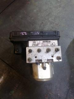 Блок ABS на Toyota Gaia ACM10G 1AZ-FSE Фото 5