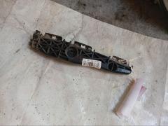 Крепление бампера 52156-42030, 52156-42031 на Toyota Rav4 ACA31W Фото 3