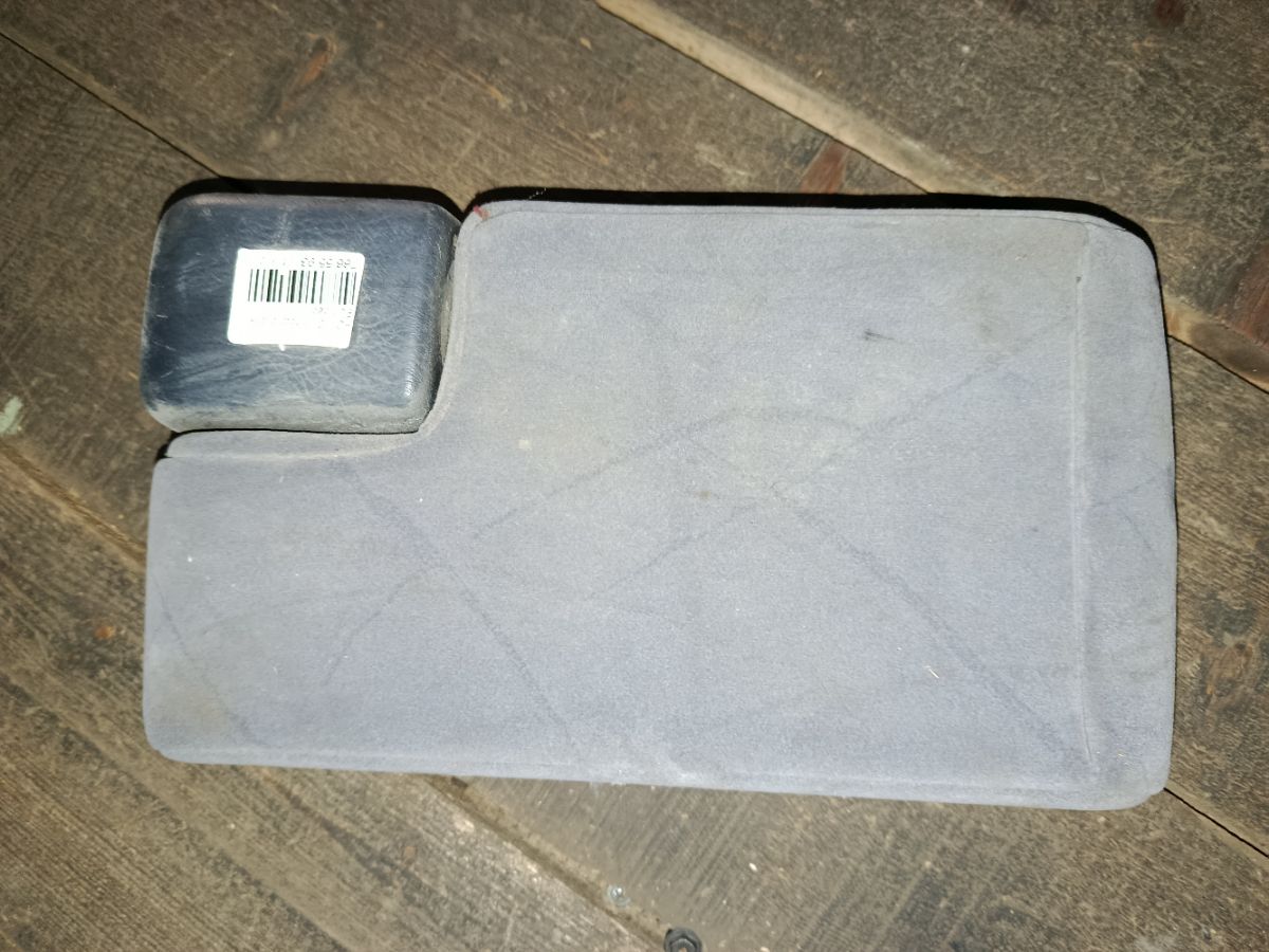 Подлокотник на Honda Civic EU1 Фото 2