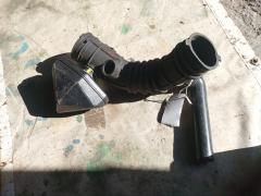 Патрубок воздушного фильтра 17881-28170 на Toyota Harrier ACU30W 2AZ-FE Фото 5