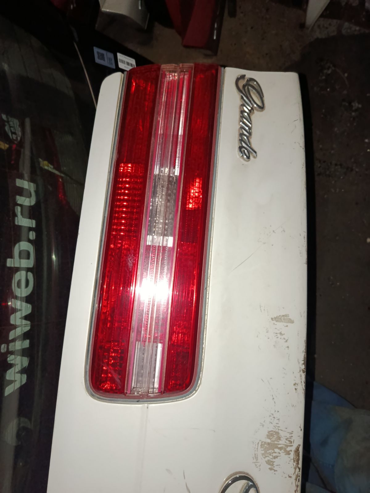 Крышка багажника 22-250 22-250 на Toyota Mark Ii GX100 Фото 8