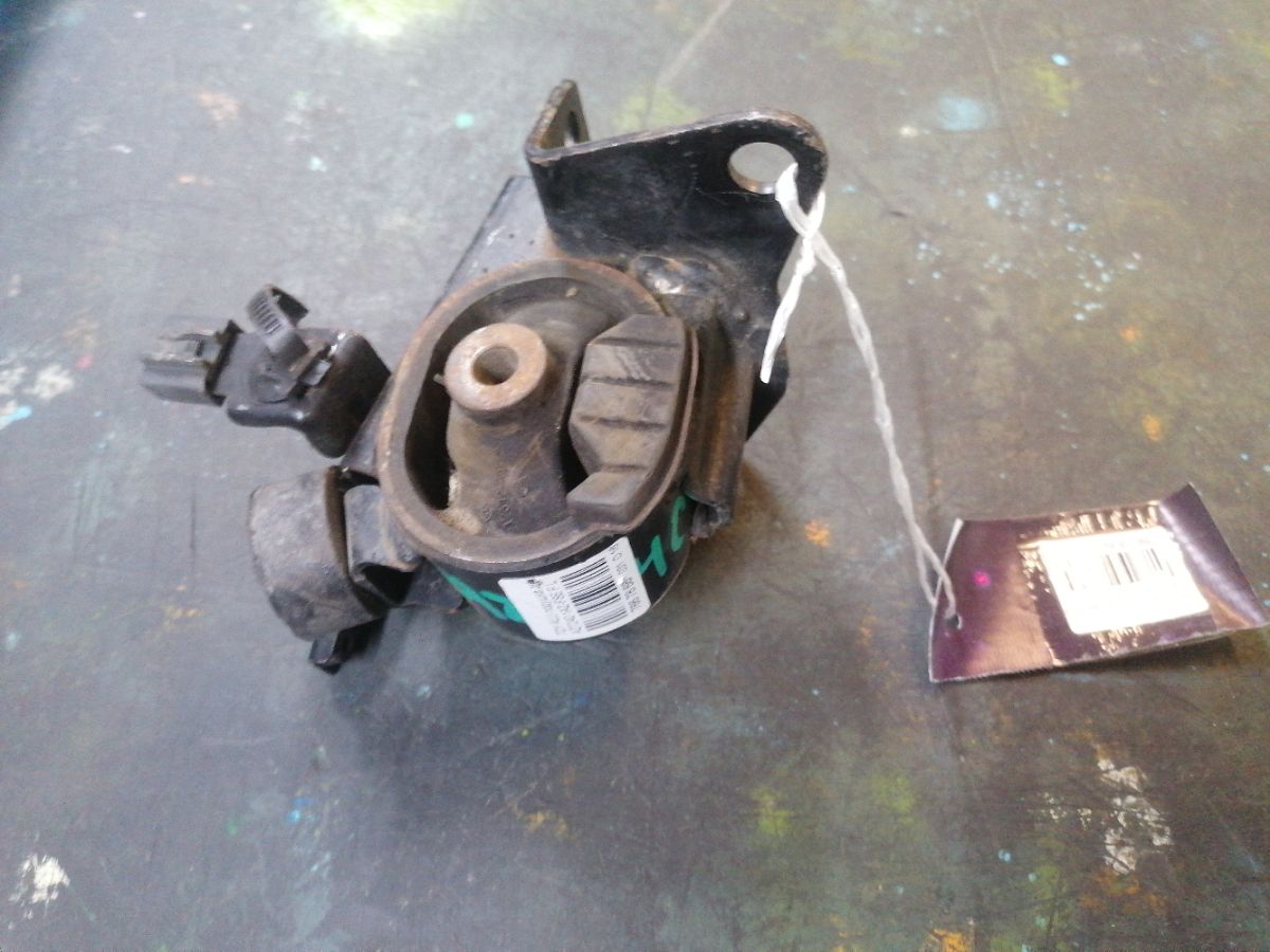 Подушка двигателя 12306-28070, 12306-28071 на Toyota Allion AZT240 1AZ-FSE Фото 4