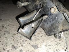 Крепление рессоры на Nissan Vanette SKF2VN Фото 7