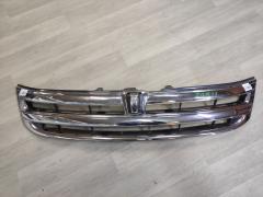 Решетка радиатора на Toyota Isis ZGM11G Фото 3