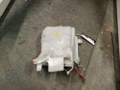 Блок предохранителей на Nissan Note E11 HR15DE Фото 10