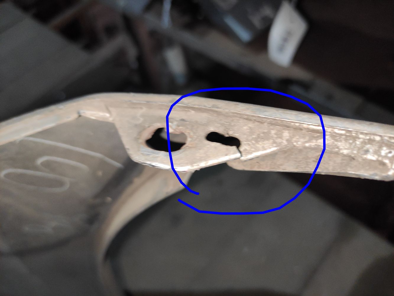 Бампер на Toyota Opa ZCT10 Фото 6