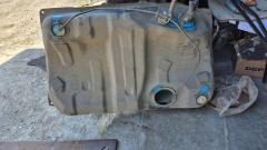 Бак топливный 77001-20740 на Toyota Caldina ST210G 3S-FE Фото 8