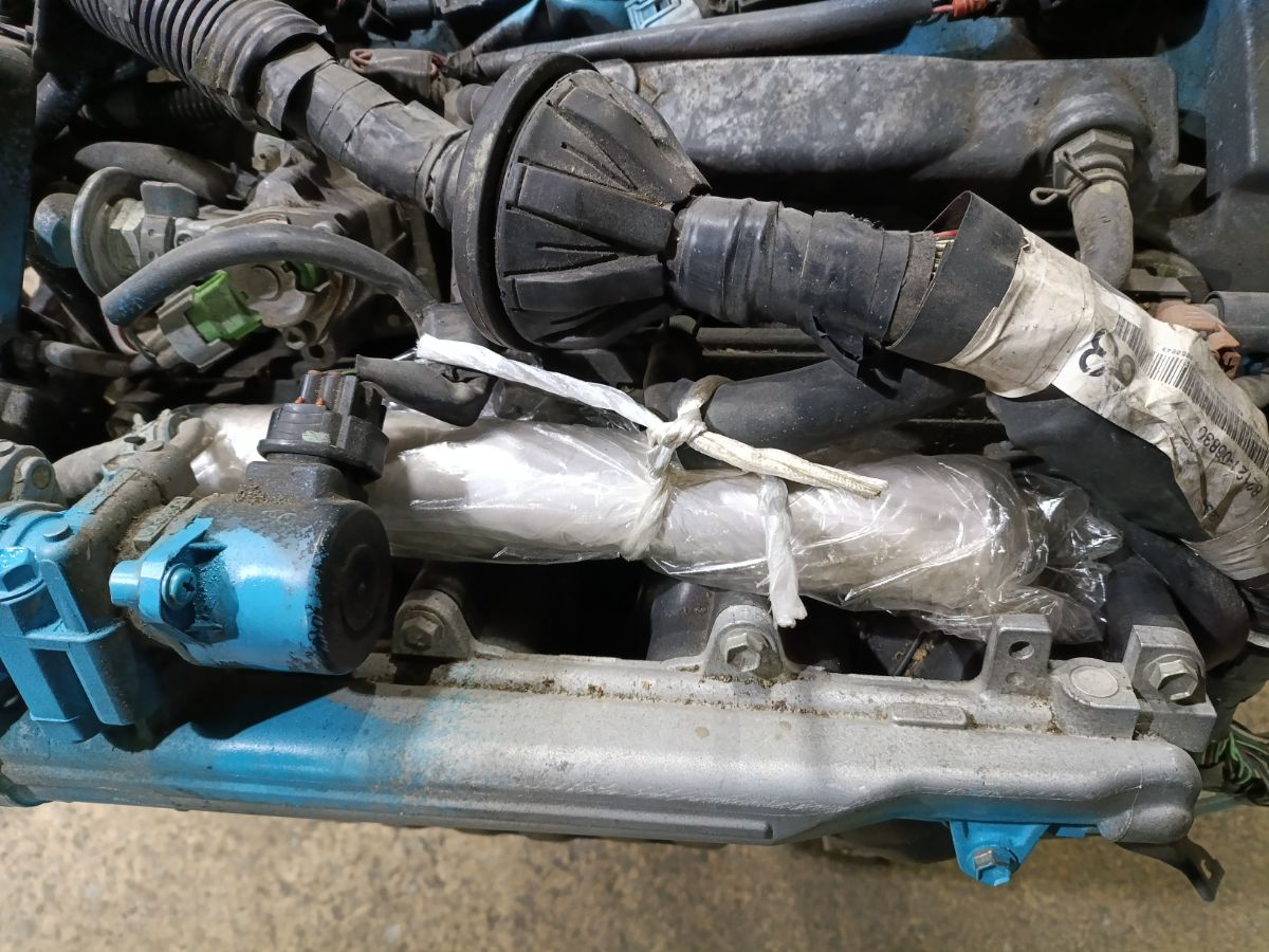 Двигатель 19000-28330 на Toyota Avensis AZT250 1AZ-FSE Фото 21