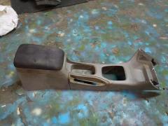 Подлокотник на Toyota Caldina ST210G Фото 3