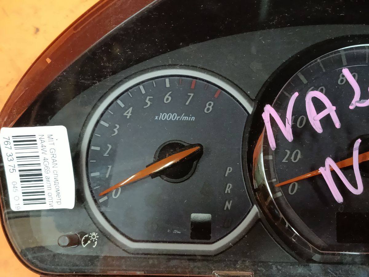 Спидометр MN134451 на Mitsubishi Grandis NA4W 4G69 Фото 6