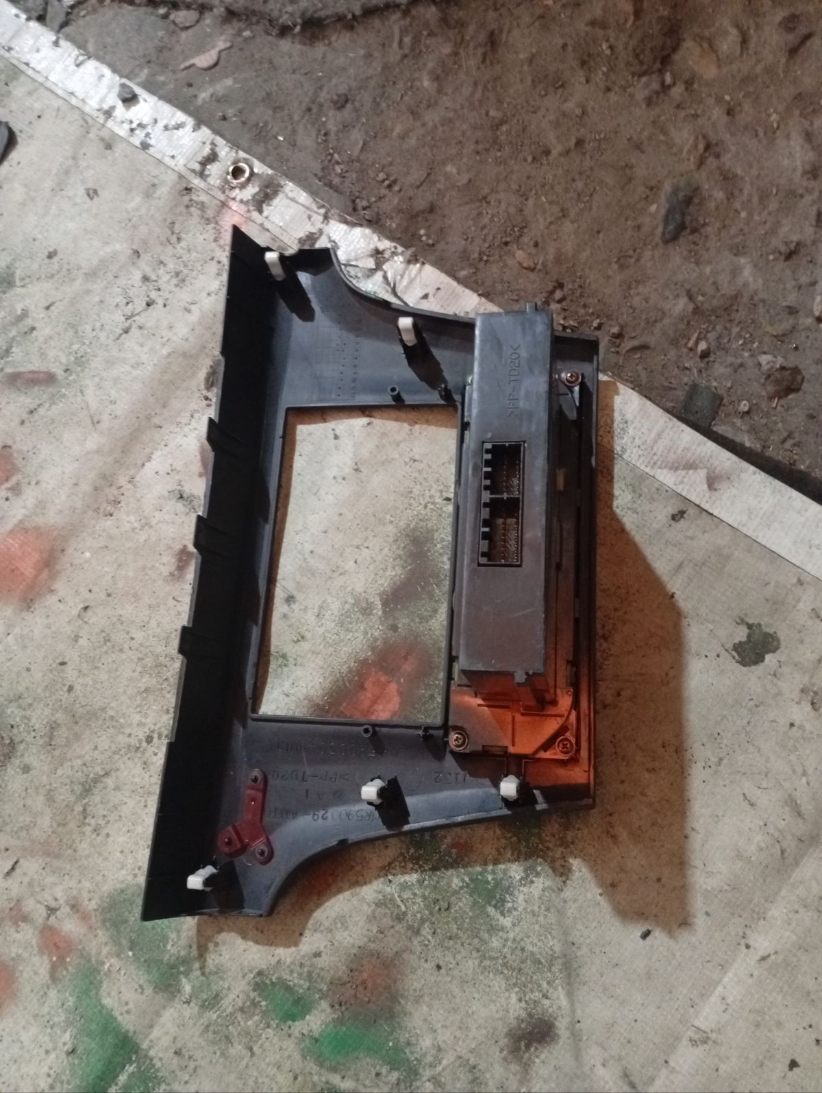 Блок управления климатконтроля MR480885HB на Mitsubishi Airtrek CU2W 4G63 Фото 6