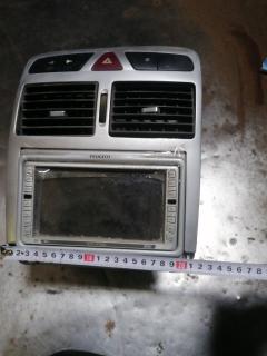 Консоль магнитофона на Peugeot 307 Фото 6