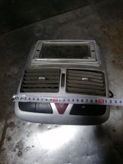 Консоль магнитофона на Peugeot 307 Фото 7