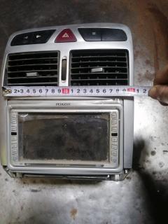 Консоль магнитофона на Peugeot 307 Фото 9