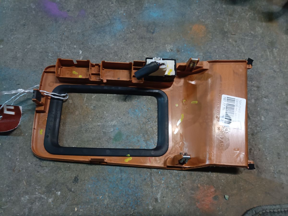 Консоль КПП на Toyota Chaser GX100 Фото 4