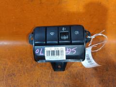 Кнопка корректора фар на Subaru Forester SG5