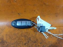 Ключ двери на Nissan Serena C26