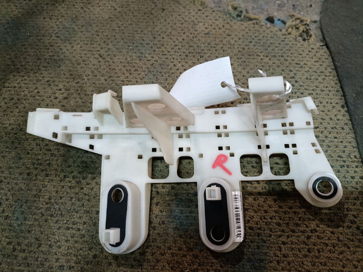 Крепление бампера 57707FJ100 на Subaru Impreza GJ2 Фото 3