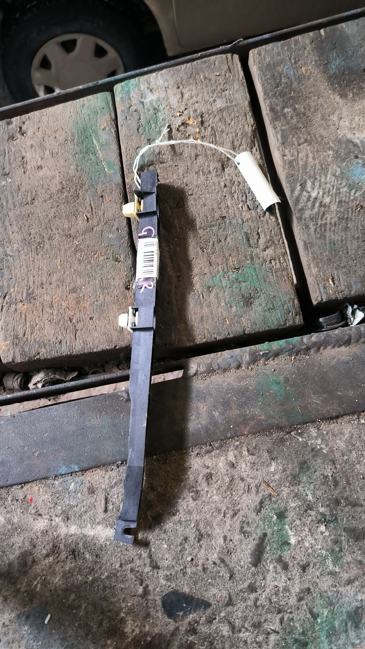 Крепление бампера 71593-SAA-003, 71593-SAA-013 на Honda Fit GD1 Фото 3