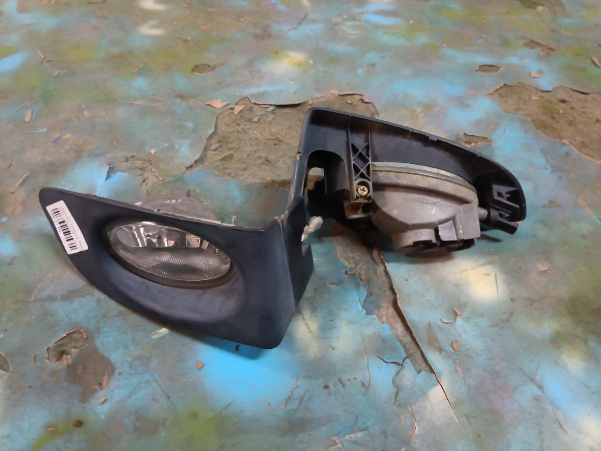 Туманка бамперная 114-22397 114-22397 на Honda Fit GD1 Фото 6