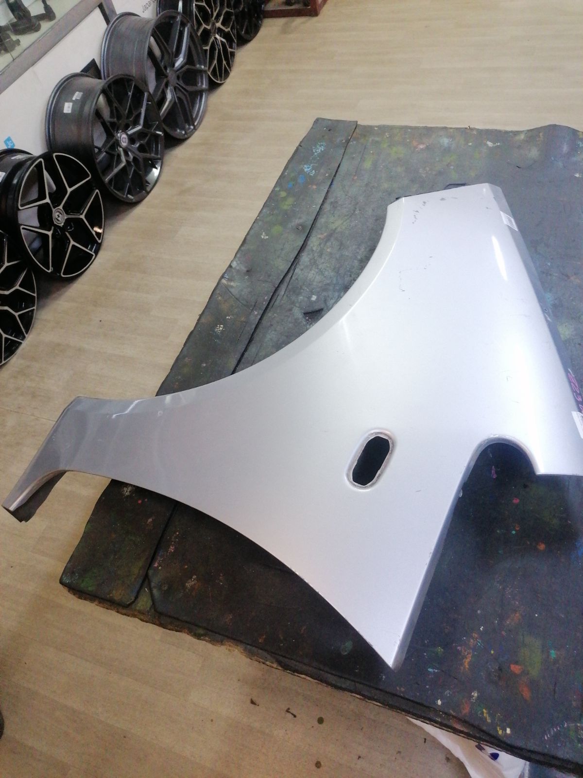 Крыло переднее MN133355 на Mitsubishi Colt Plus Z23W Фото 10 Крыло переднее MN133355 на Mitsubishi Colt Plus Z23W Фото 10