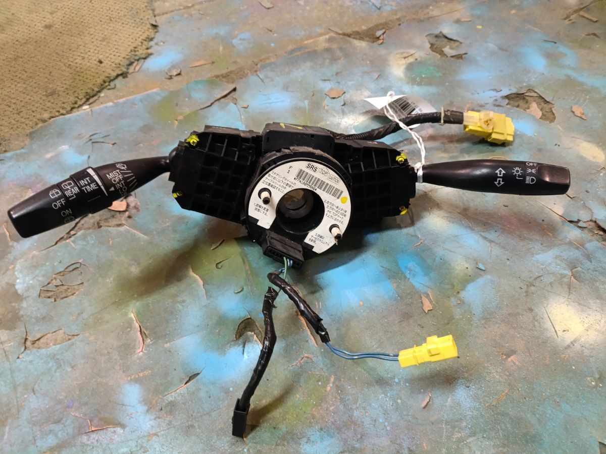 Переключатель поворотов на Honda Mobilio GB1 Фото 6