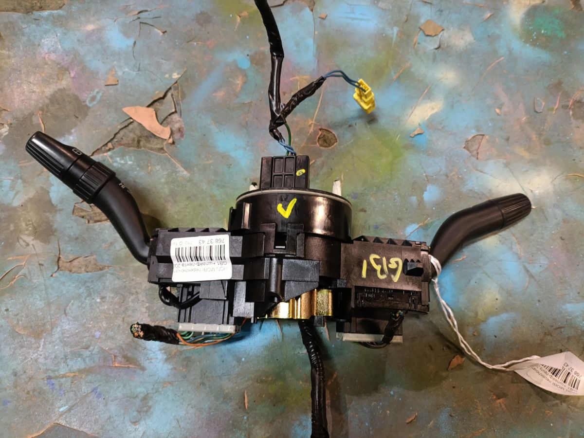 Переключатель поворотов на Honda Mobilio GB1 Фото 8