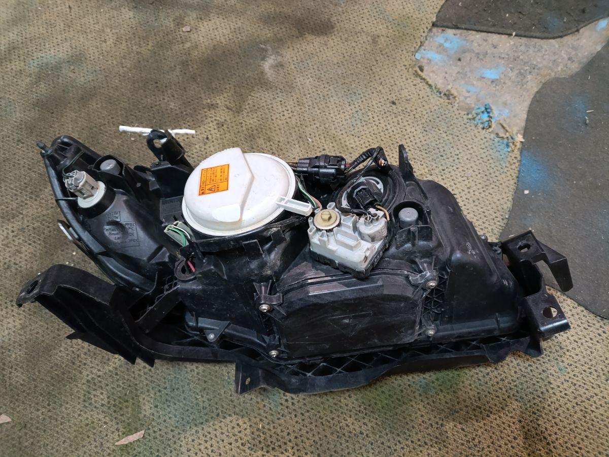 Фара 100-20952 100-20952 на Subaru Legacy Wagon BP5 Фото 8