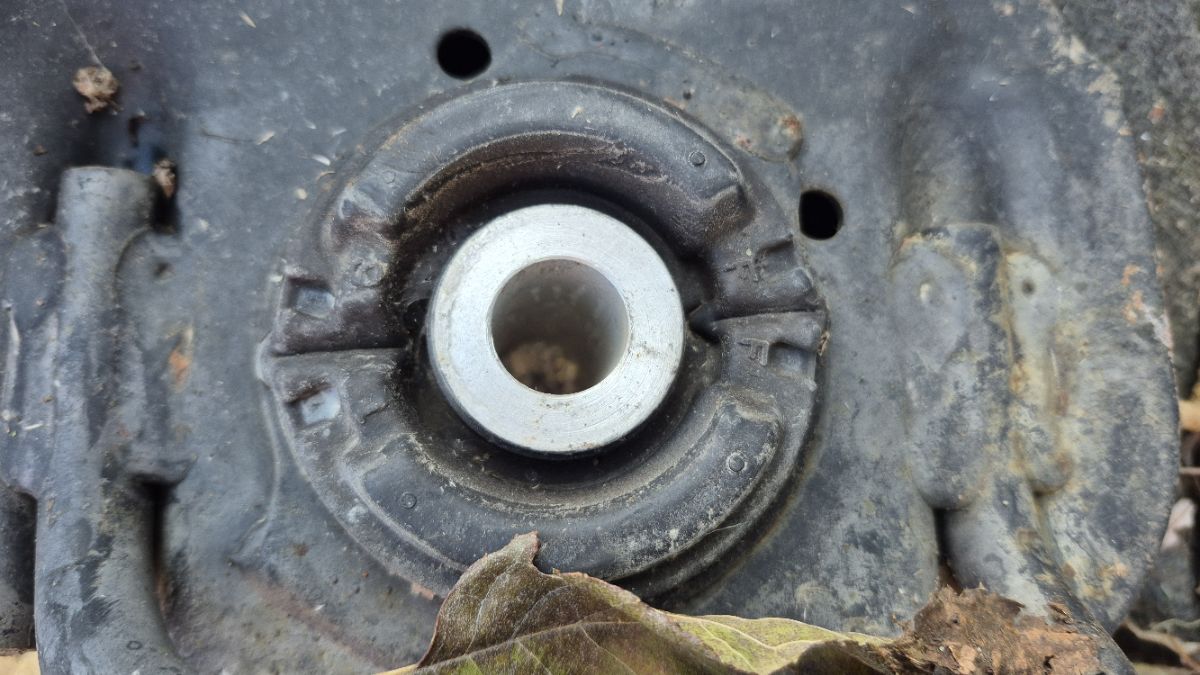 Балка под ДВС на Honda Odyssey RB1 K24A Фото 9