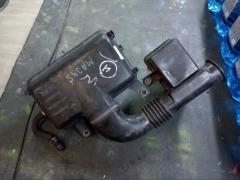 Корпус воздушного фильтра 22680-7S000, 16528ED000 на Nissan Note E11 HR15DE Фото 4