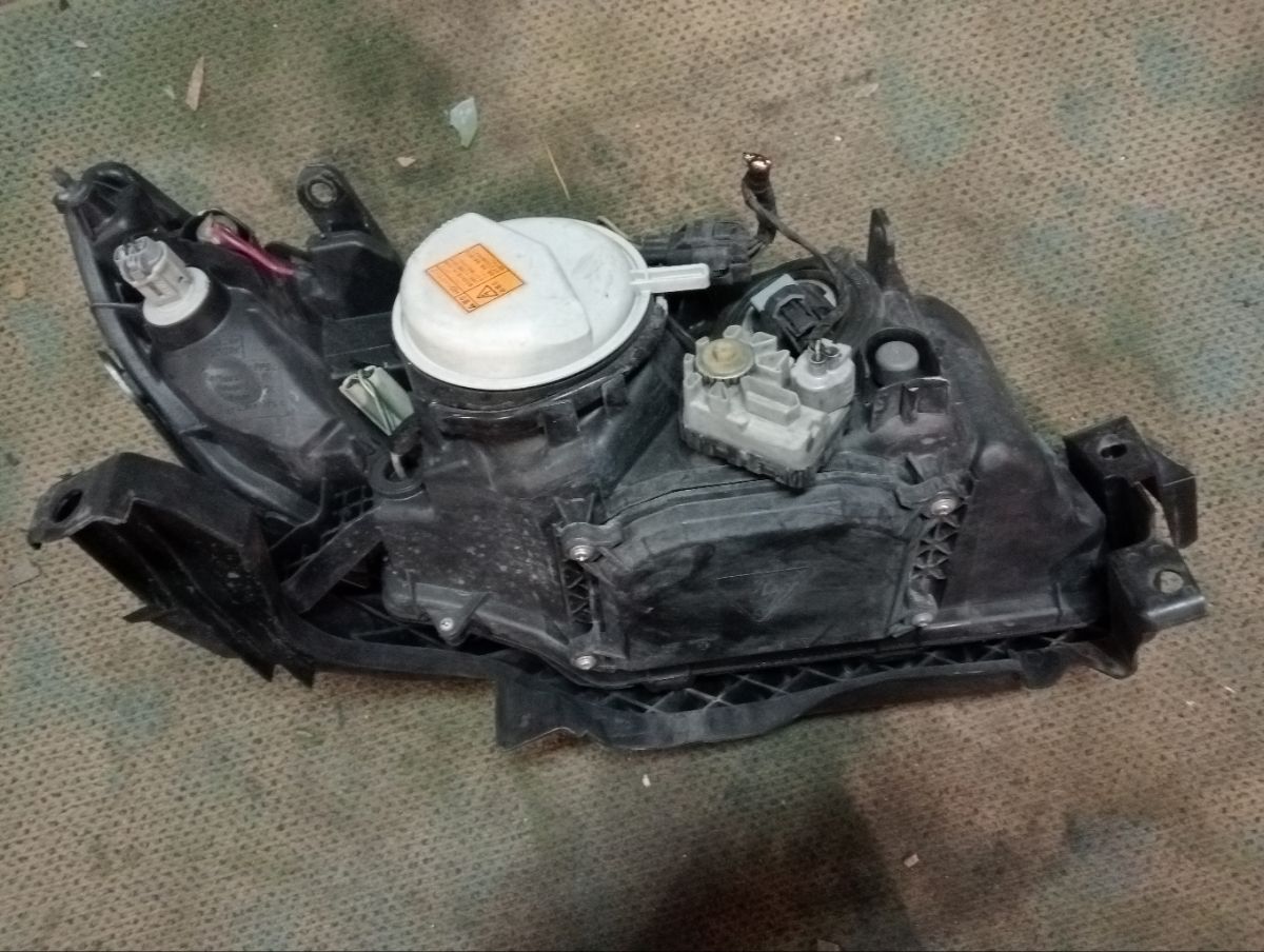 Фара 100-20952 100-20952 на Subaru Legacy Wagon BP5 Фото 8