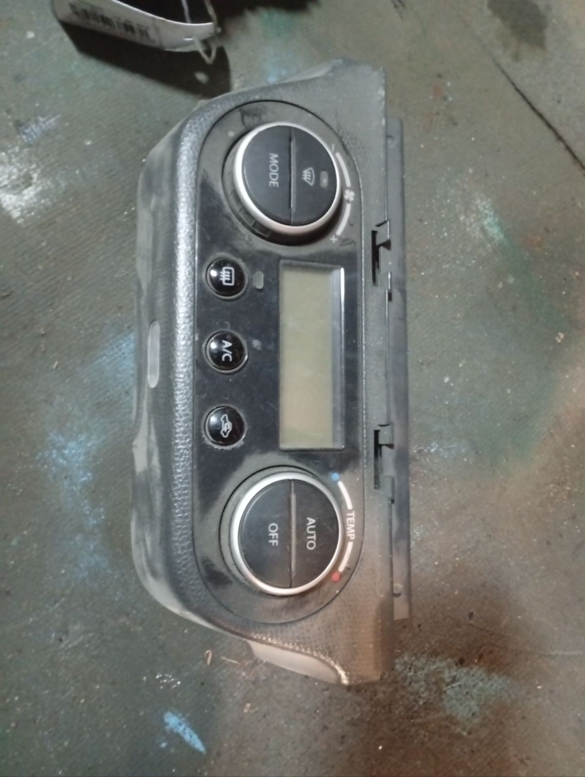 Блок управления климатконтроля 39510-73K00 на Suzuki Swift ZD11S M13A Фото 5