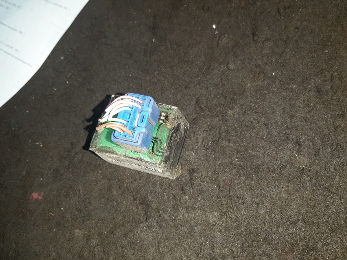 Блок управления зеркалами 84870-16040 на Toyota Nadia SXN10 3S-FE Фото 4