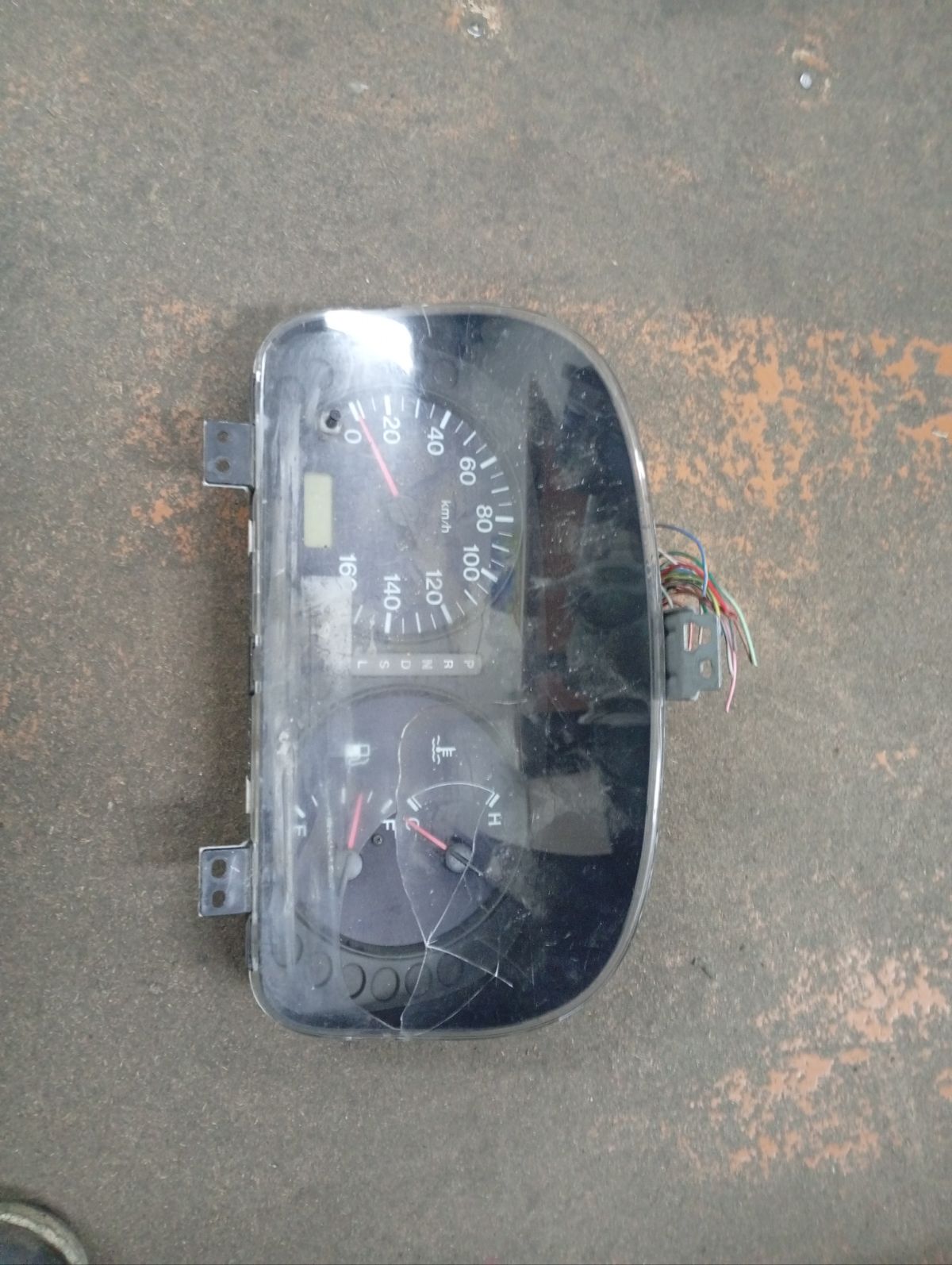 Спидометр на Mazda Bongo SK82V F8 Фото 6