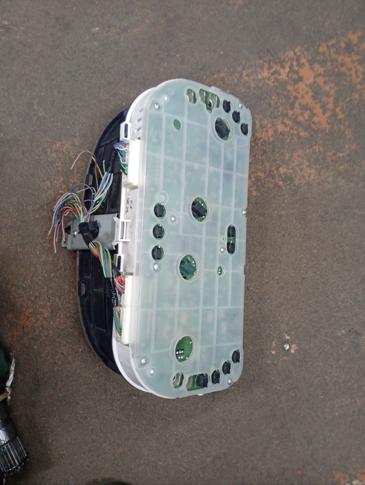 Спидометр на Mazda Bongo SK82V F8 Фото 7