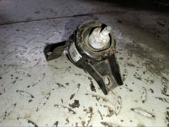 Подушка двигателя на Suzuki Swift ZC71S K12B Фото 4