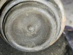 Подушка двигателя на Suzuki Swift ZC71S K12B Фото 6