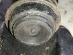 Подушка двигателя на Suzuki Swift ZC71S K12B Фото 7