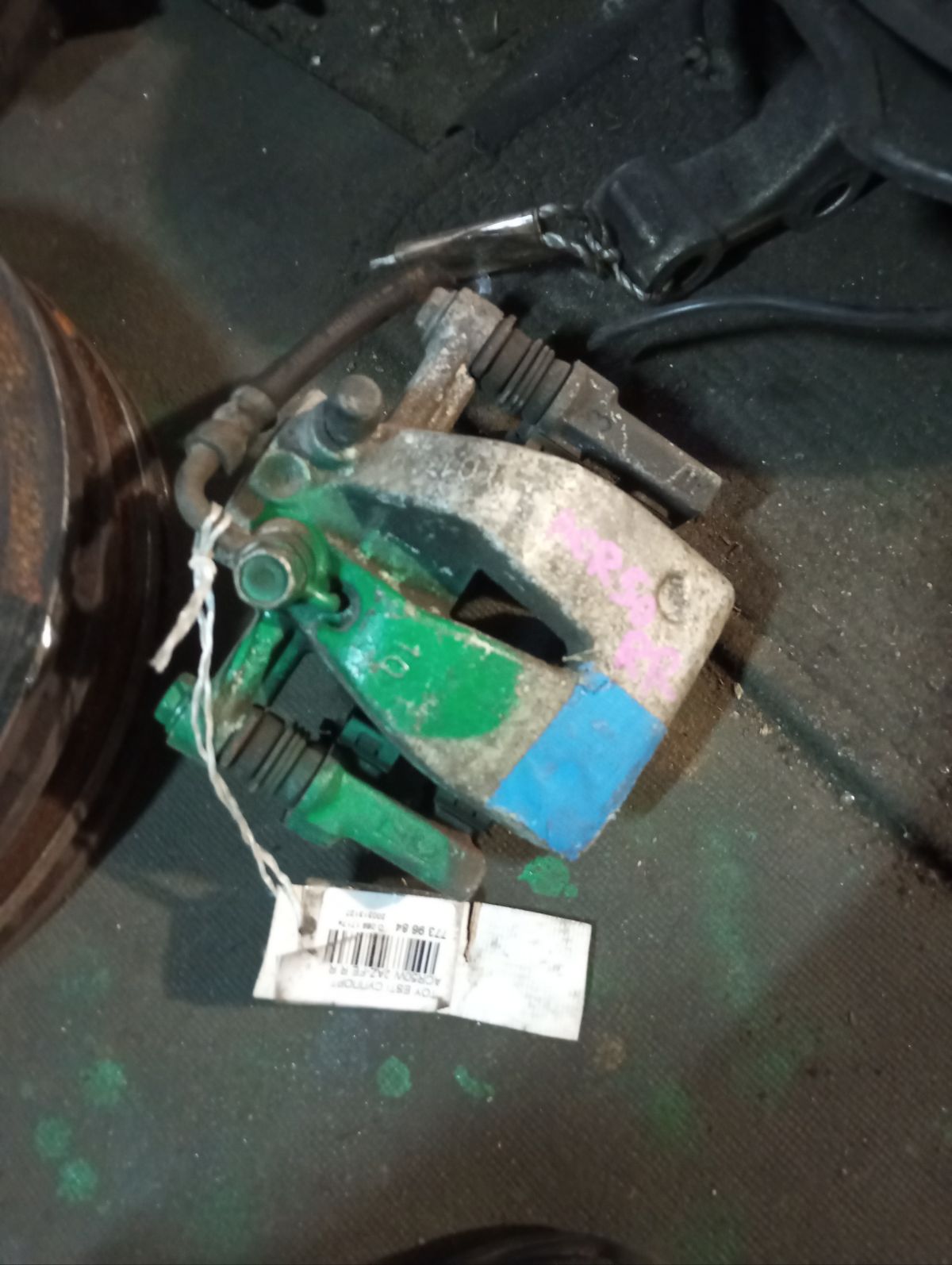 Суппорт 47830-28060 на Toyota Estima ACR50W 2AZ-FE Фото 5